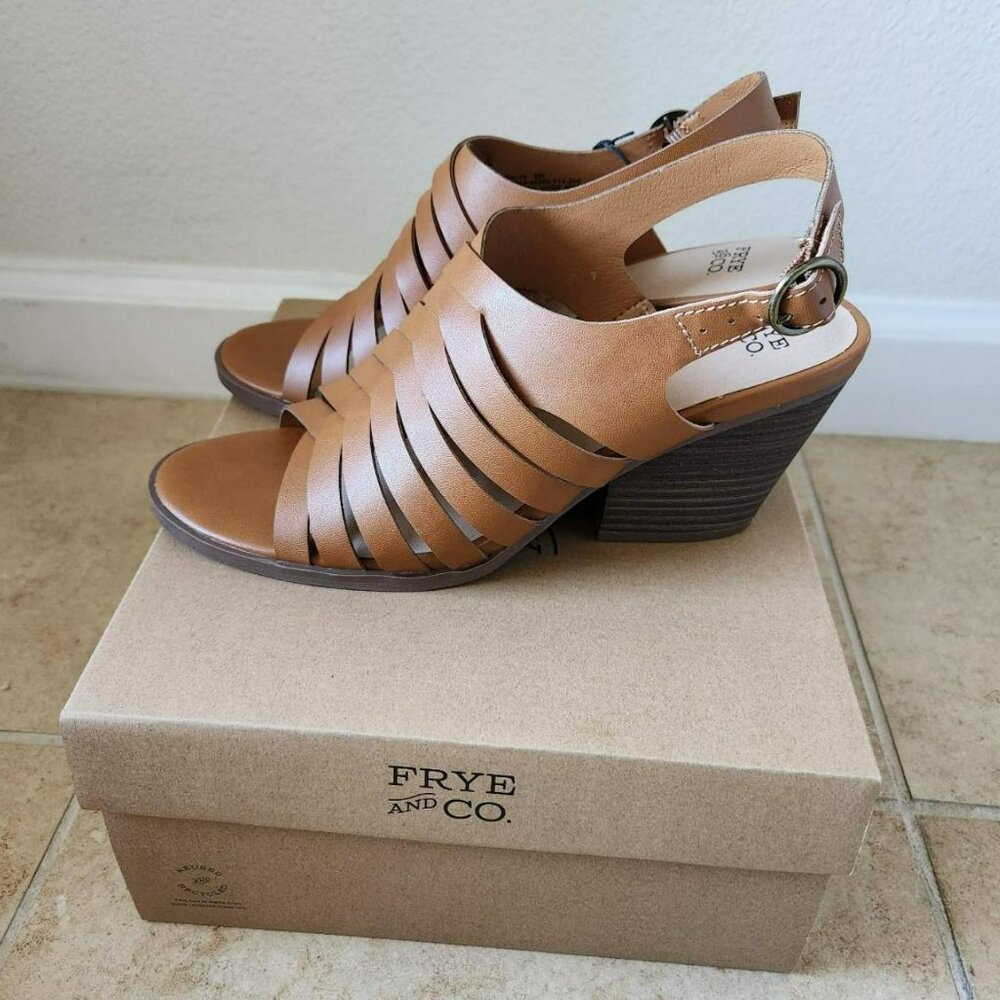 Frye women tan sandals NWT Sz 9 Boho Cottage Church Summer Wedding Guest - Picture 7 of 8